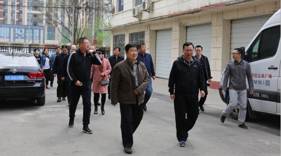 二連浩特市市委常委、宣傳部長(zhǎng)閆紅等一行來(lái)廊坊廣播電視臺(tái)考察調(diào)研