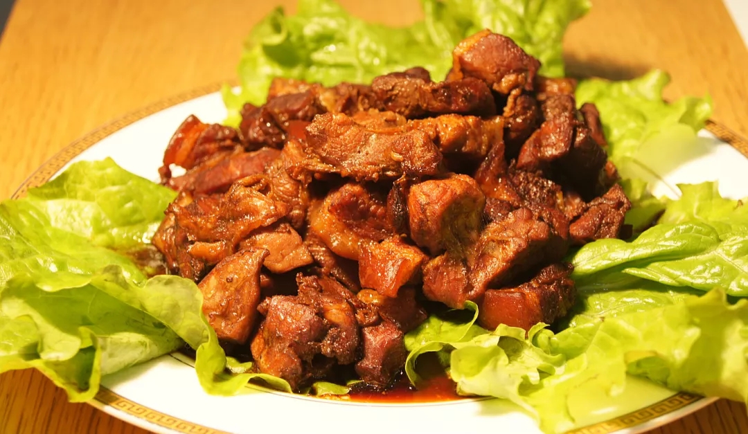 家的味道|蒸鯽魚、紅燒肉、五谷豐登，各種大菜一鍋出！~