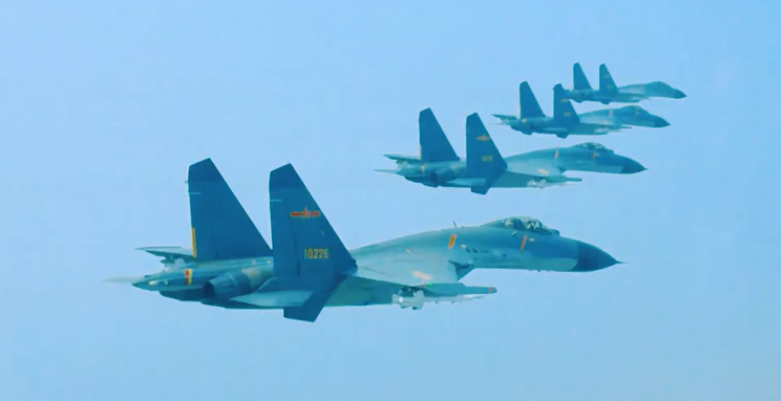 《參軍報國 不負韶華》