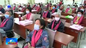 2020年乳腺癌關(guān)注月活動暨“為了姐妹的健康與幸?！贝笮凸婊顒釉谖沂信e行